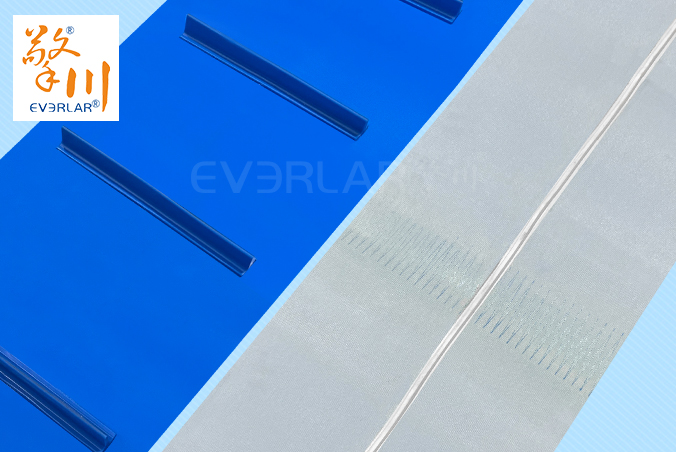 藍(lán)色PVC輸送帶加擋板導(dǎo)條耐磨防跑偏防掉落自動(dòng)化生產(chǎn)線物料傳送工業(yè)皮帶